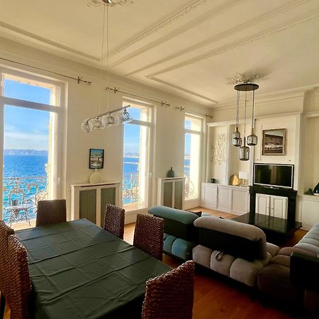 Appartement Sur La Corniche Kennedy Face A La Mer Marseille Bagian luar foto